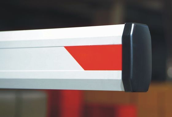 Carro de controle remoto que estaciona portas automáticas do crescimento, barreira de dobramento do crescimento
