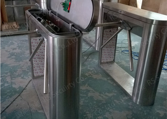 304 Turnstile van de roestvrij staaldriepoot de Toegangsturnstile van de Poortveiligheid Poort